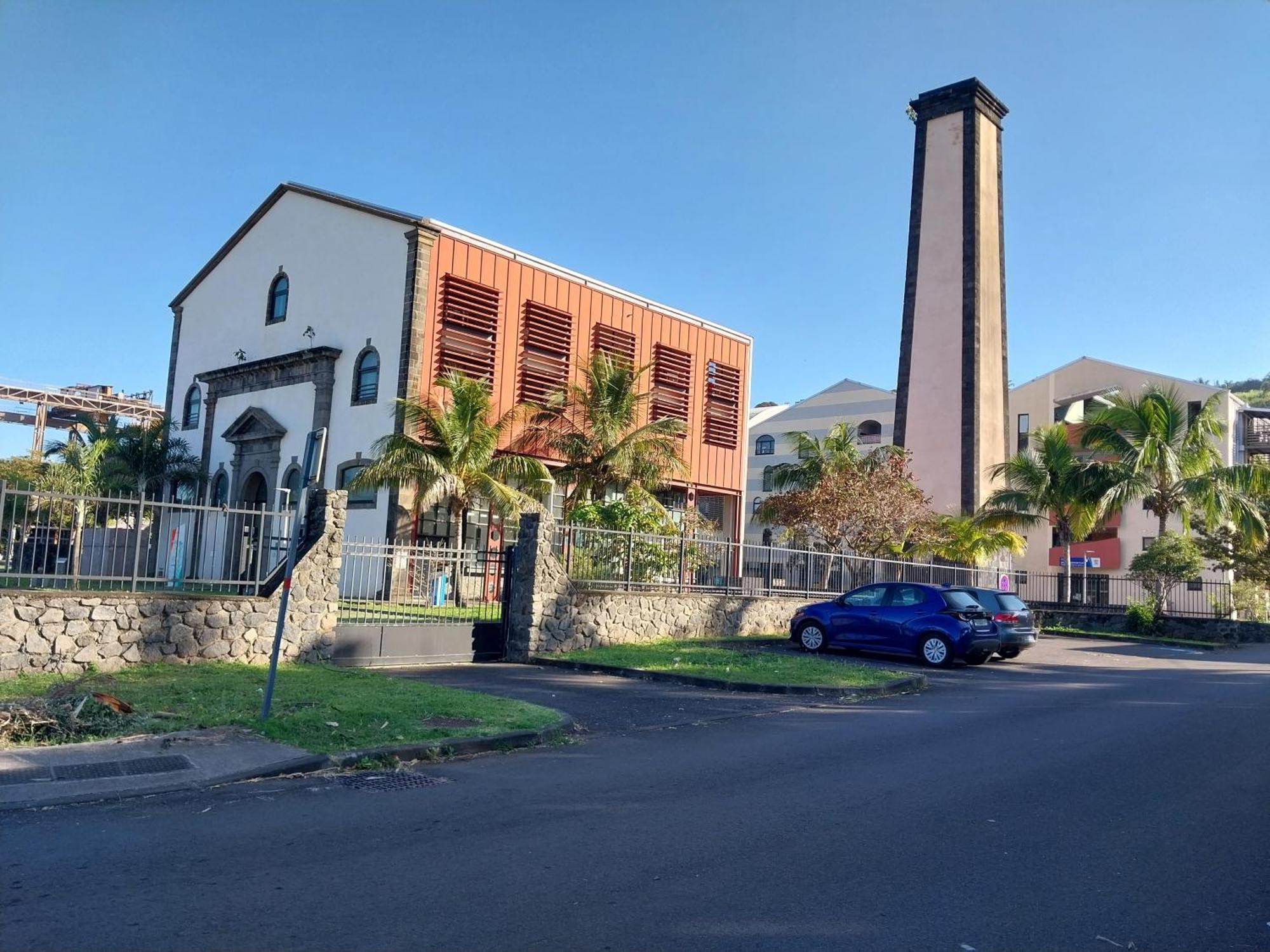 Les Badamiers Villa Saint Pierre Exterior photo